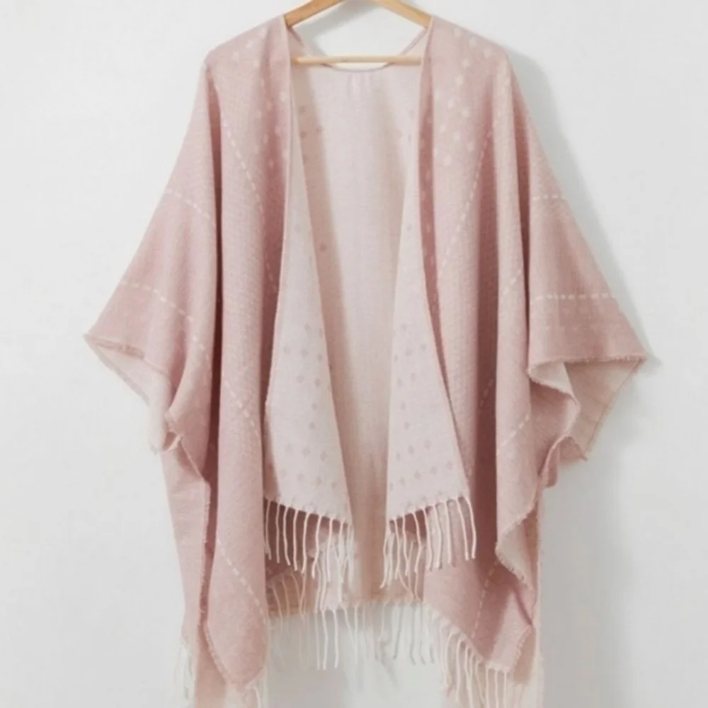 New Gentle Fawn Hermosa Reversible Blush Fringe Hem Kimono Cardigan M/L - Picture 1 of 9
